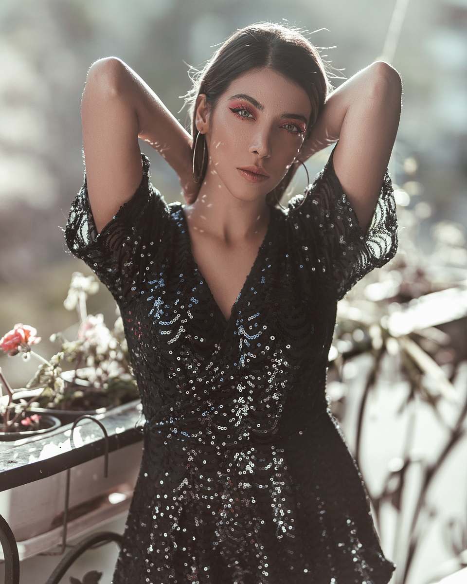 evening dress woman wearing black dress fashion